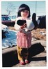 阿部展子さんが3歳のときに祖母からプレゼントされたパンダのぬいぐるみ（撮影日不明）。(c)Xinhua News