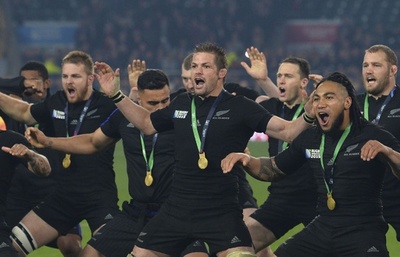歓喜のハカ―W杯連覇を遂げたオールブラックス