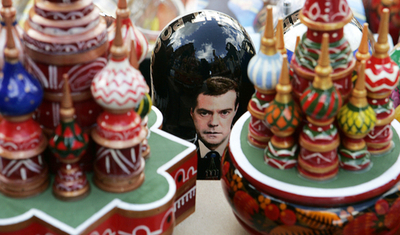 ロシア次期大統領が笑いのネタに、皮肉も続々登場