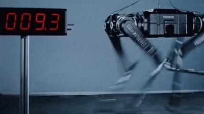 中国が開発した世界最速のロボット犬 100メートル短距離走は10秒未満