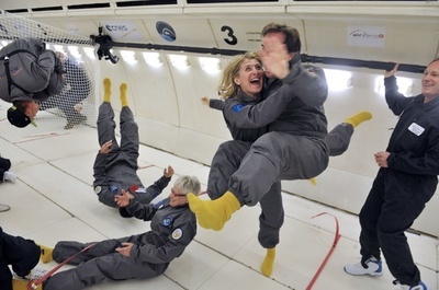 機内で無重力を体験、欧州で初の一般向けサービス