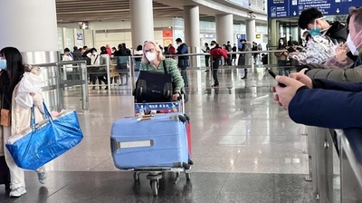 中国で陸路旅客通関が再開 北京への国際直行便も回復