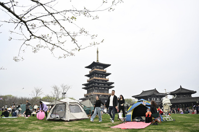 キャンプが新たなレジャーに、中国のキャンプ経済をけん引