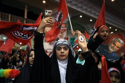 イラン革命防衛隊、イラクとシリア攻撃 民間人4人死亡