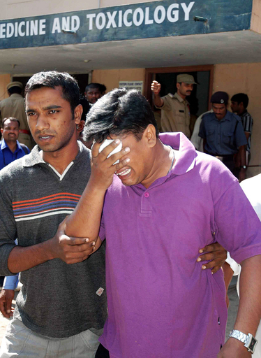 ハイデラバードの爆発は爆弾テロと断定、死者42人に