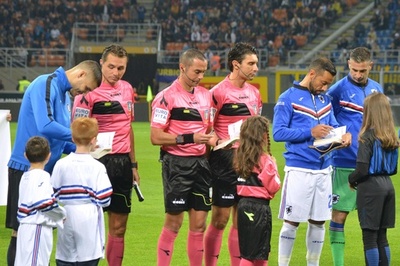 アンネの写真使い反ユダヤ的行為、ラツィオのファン16人特定 伊