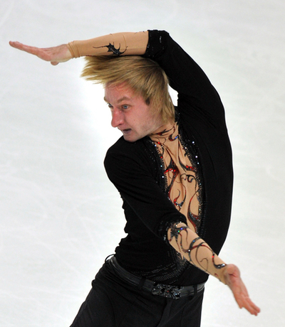 五輪王者プルシェンコが復帰戦を勝利で飾る 小塚は2位、フィギュアGP第2戦