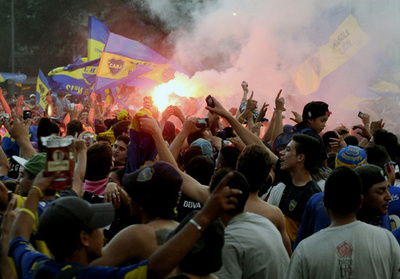 サッカーのファンイベントで暴動、サポーターが射殺される アルゼンチン