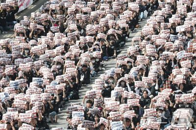 韓国サムスン電子労組のスト予告、国民の約7割が「不適切」と回答