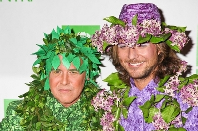 マイケル・コース、ビーチでウエディング