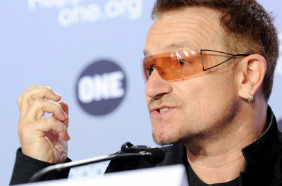 ボノ氏ら、「アフリカ支援の約束を果たしていない」とG8を非難