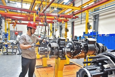 中国自動車部品上場企業 5割超が業績拡大見込む