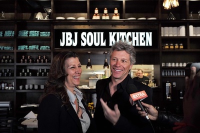 ボン・ジョヴィさん、「飢えの問題」で施設 出身州に開設