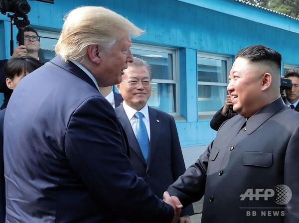 米朝首脳会談は「驚くべき想像力」の結果、韓国・文大統領が称賛