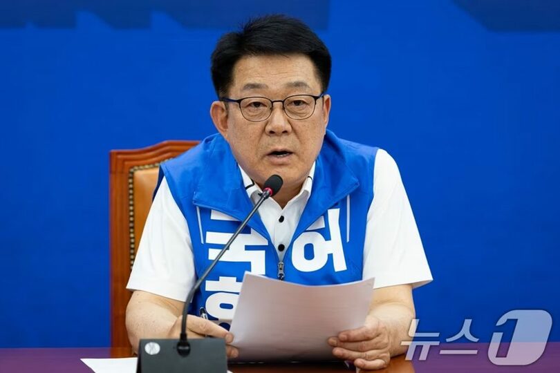 韓国与党「共に民主党」のホ・ジョンシク議員(c)news1