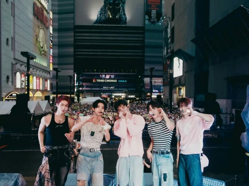 (c)STARNEWS