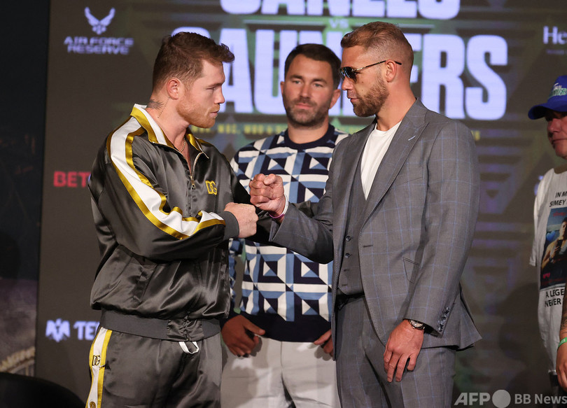 カネロとソーンダースが会見、統一戦の観客は7万人