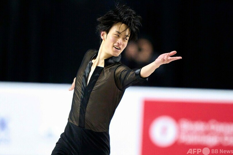 山本草太がSP首位 スケートカナダ
