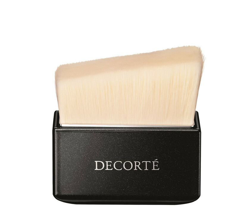 「コスメデコルテ」仕上がりプロ級ファンデーションブラシ、3月16日発売