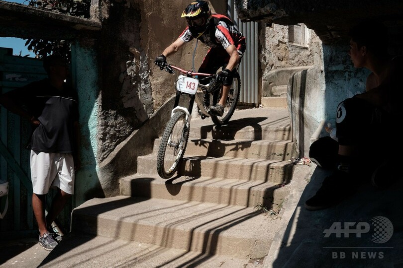 リオの貧困地区がマウンテンバイクのサーキットに