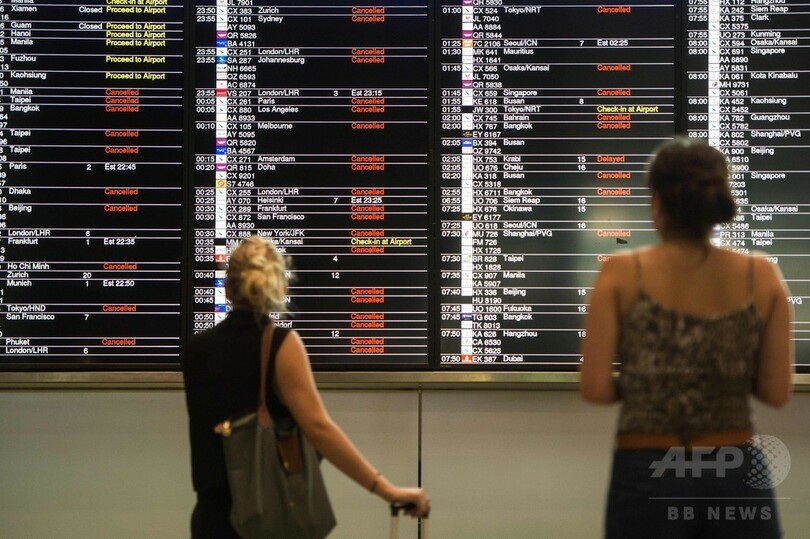 香港に台風4号が接近、空の便などに大きな乱れ 証取も休場に