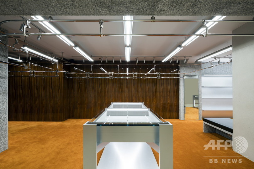 バレンシアガ 松屋銀座にメンズストアオープン 写真8枚 国際ニュース Afpbb News