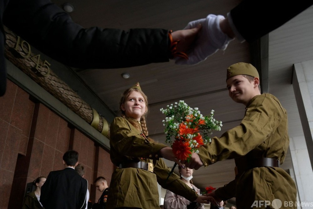 ワルツで戦勝記念日を ロシア モスクワ 写真10枚 国際ニュース Afpbb News