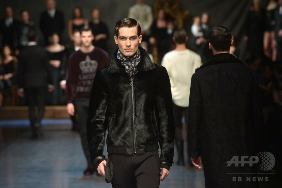 家族や愛を祝福するメッセージを込めた「ドルチェ＆ガッバーナ」15/16年秋冬メンズ