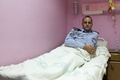 ヨルダン北部ジェラシュで起きた襲撃事件で負傷し、病院で治療を受けるヨルダン人警備員（2019年11月6日撮影）。(c)Ahmad ABDO / AFP