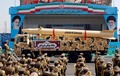 イランの首都テヘランで開催された毎年恒例のイラン・イラク戦争の開戦を記念する軍事パレードに登場したイラン製ミサイル「ハイバル・シェカン」（2022年9月22日撮影）。(c)AFP