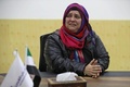 シリアの対トルコ国境にあるバブ・アル・ハワ検問所で記者会見に臨むアルゼンチン人女性、ナンシー・ロクサーナ・パパさん（2018年10月30日撮影）。(c)OMAR HAJ KADOUR / AFP