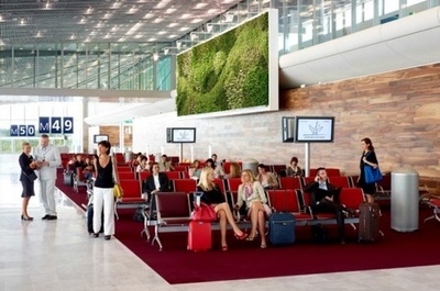 搭乗前に芸術鑑賞はいかが？仏パリ空港内にアートギャラリー誕生