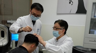 中国の薄毛人口は2.5億人 若者の33％に悩み、植毛トラブルも