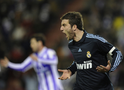 レアル・マドリード バジャドリードに快勝、イグアインが3得点