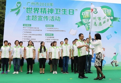 大学生の自殺を阻止するためには何をすべきか？ 中国