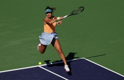 ラドゥカヌ、ワウリンカが1回戦突破 BNPパリバOP