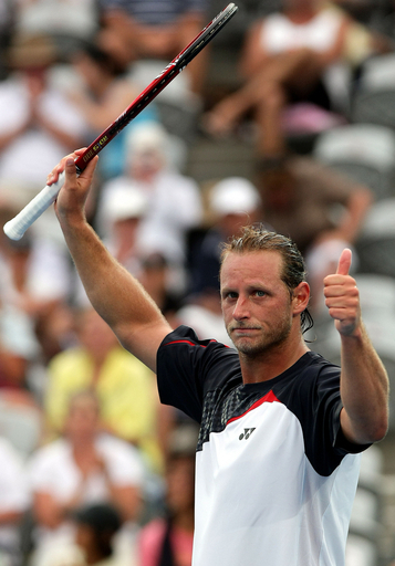 ナルバンディアン ヒューイットをストレートで退け準決勝進出、メディバンク国際