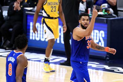 ニックスが1勝目、敵地で20点差逆転 NBA東決勝