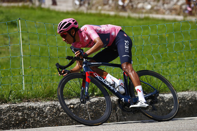 大けがのベルナルが再び自転車に乗る 「人生で最も幸せな日」