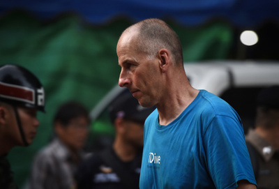 タイ洞窟で少年ら救出の英ダイバーら、発見の瞬間振り返る