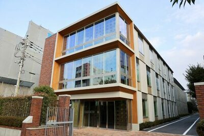 環境学部の拠点「19号館」が竣工～都内大学初の木造Nearly ZEBを取得～