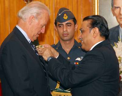 南西アジア歴訪のバイデン次期米副大統領、 パキスタン大統領と会談