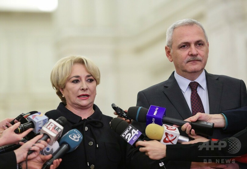 ルーマニア首相辞任で安倍氏会談できず ネットで国民の謝罪相次ぐ