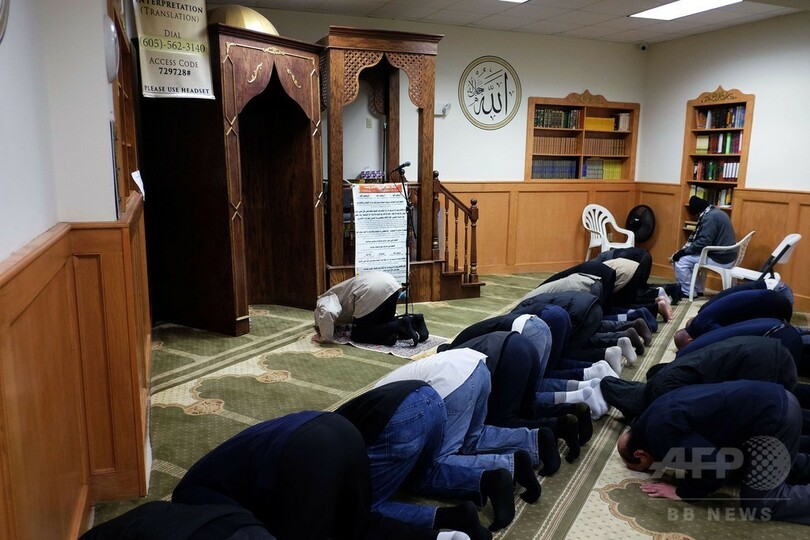 トランプ氏暴言「もうやめて」 イスラム系米国人が悲鳴