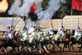 モロッコの首都ラバト（Rabat）で、伝統の騎馬戦術を再現する祭り「ファンタジア（Fantasia）」が開催された。写真は馬に乗る参加者（2009年7月9日撮影）。(c)AFP/FADEL