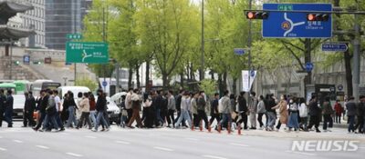 韓国若年層の就活生63％「週4日制導入すれば退社しない」