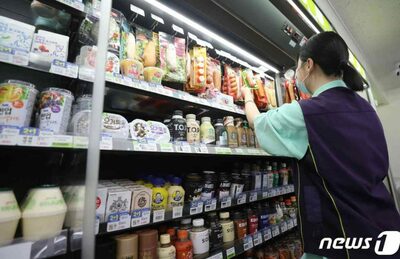 「外食費が高すぎる」…韓国の欠食児童、食事はコンビニ牛乳・キムパプ