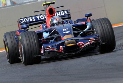 ベッテル ヨーロッパGPフリー走行1回目でトップタイム