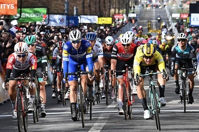 【今日のパリ～ニース】フルーネヴェーヘンが強風の第1ステージ制す