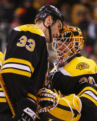 ブルーインズ アイランダーズに快勝